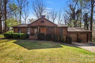 109 Old Bridge Court, Gastonia, NC 28056