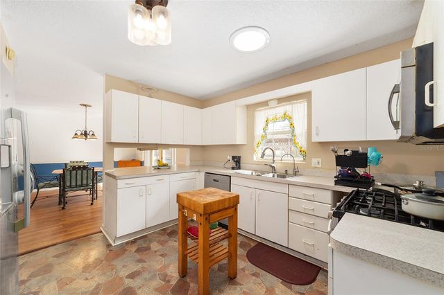 20934 THIRD AVENUE, Dunnellon, FL 34431