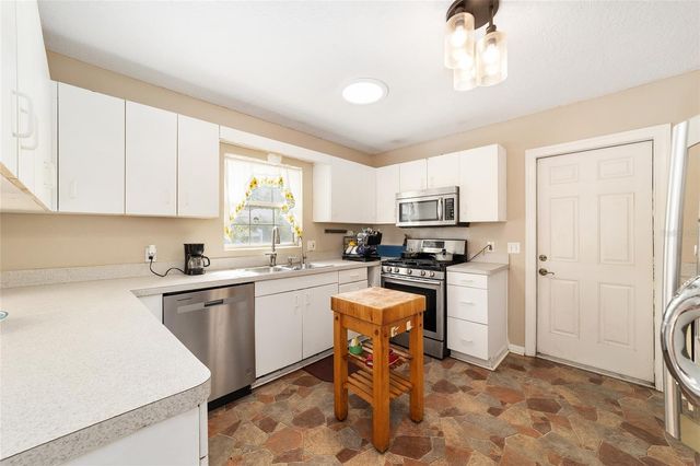 20934 THIRD AVENUE, Dunnellon, FL 34431