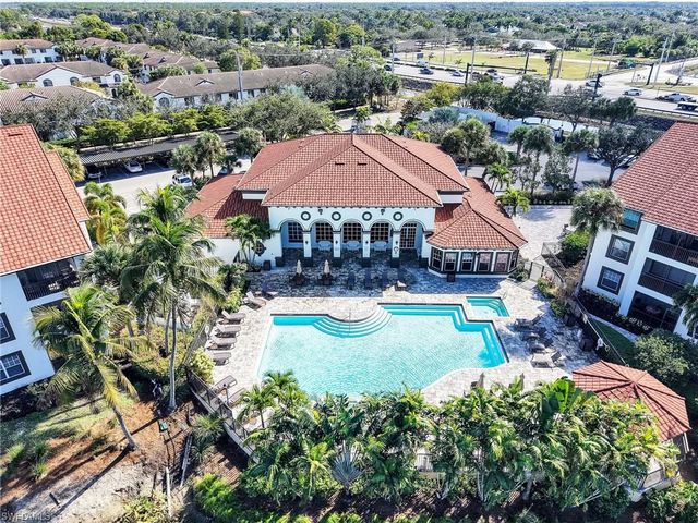 7935 Preserve CIR # 423, Naples, FL 34119