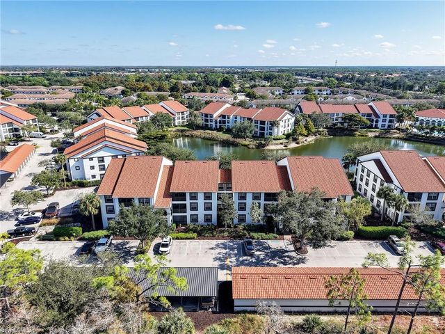 7935 Preserve CIR # 423, Naples, FL 34119