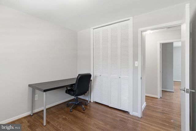 9116 HAMILTON DR, Fairfax, VA 22031