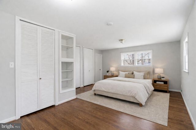 9116 HAMILTON DR, Fairfax, VA 22031