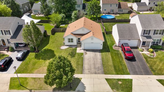 10499 Fleetwood Street, Huntley, IL 60142