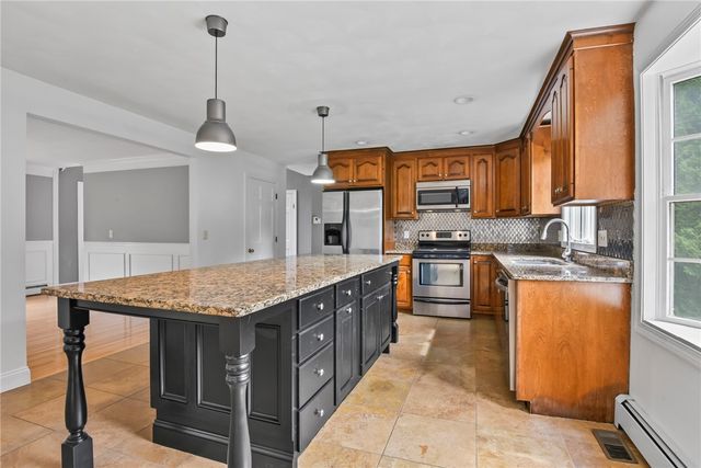 2360 Middle Road, East Greenwich, RI 02818