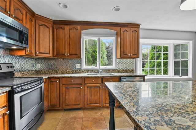 2360 Middle Road, East Greenwich, RI 02818