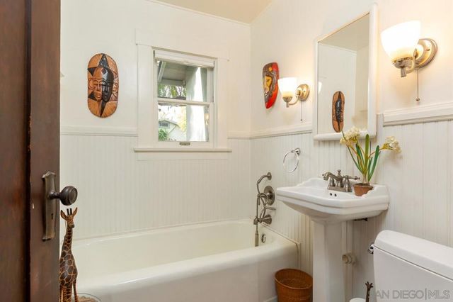 344 A, Coronado, CA 92118