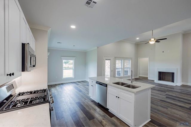 1351 Bayou Gardens Boulevard, Houma, LA 70364