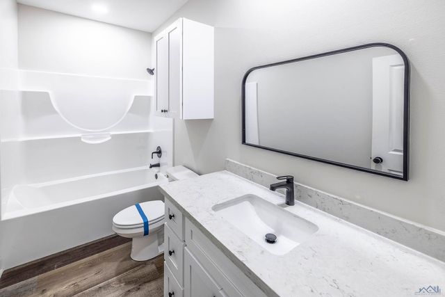 1351 Bayou Gardens Boulevard, Houma, LA 70364