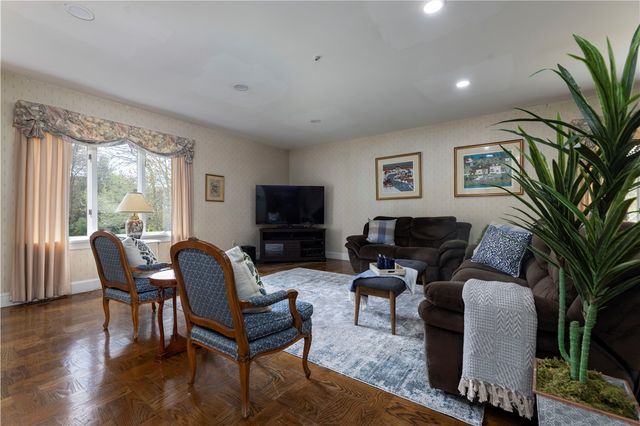 136 White Birch Circle, Scituate, RI 02831