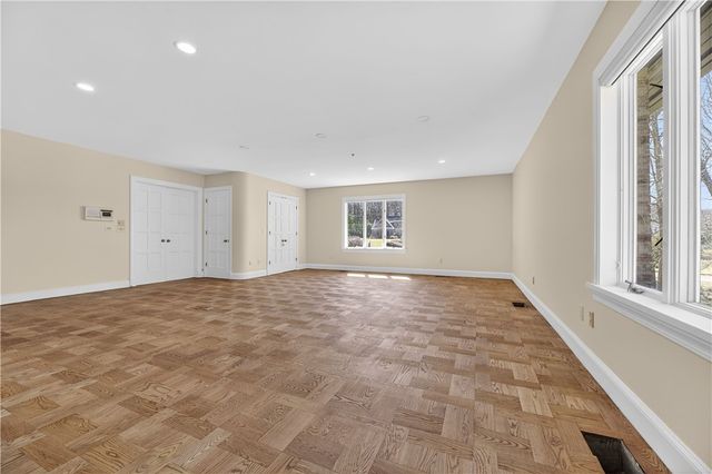 136 White Birch Circle, Scituate, RI 02831