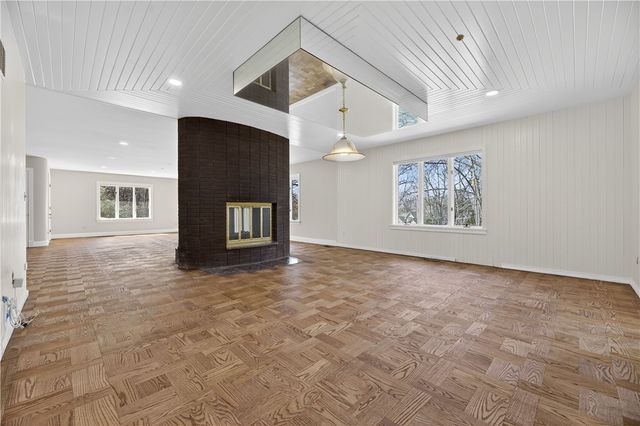 136 White Birch Circle, Scituate, RI 02831