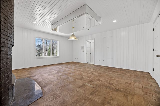 136 White Birch Circle, Scituate, RI 02831