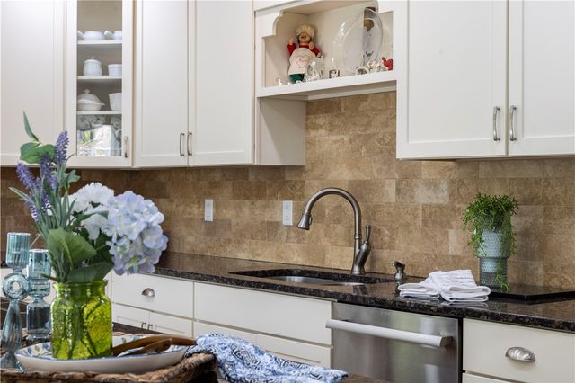 136 White Birch Circle, Scituate, RI 02831