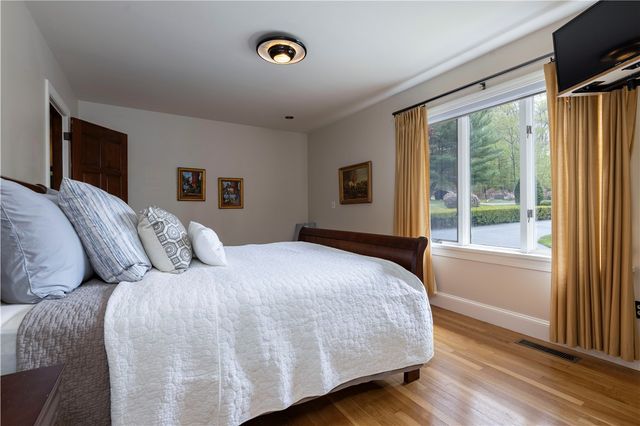 136 White Birch Circle, Scituate, RI 02831