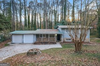 2410 Ridgeway Drive, Doraville, GA 30360