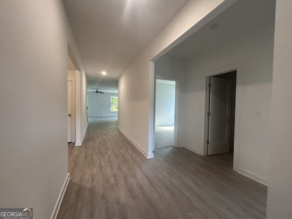 370 Crimson Feather Drive, Jefferson, GA 30549 — photo 2