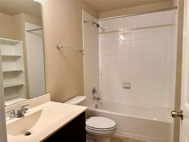 6624 Swamp Mallow DR, Austin, TX 78744