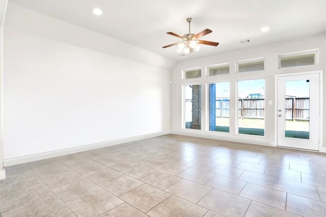 2107 Cinnamon Teal Circle, Brookshire, TX 77423