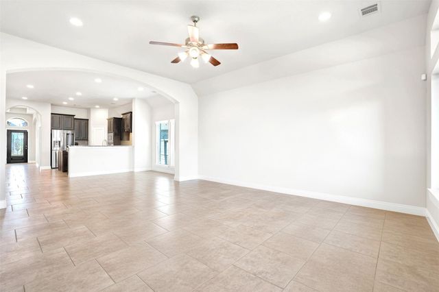 2107 Cinnamon Teal Circle, Brookshire, TX 77423