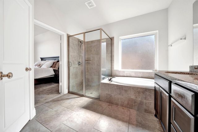 2107 Cinnamon Teal Circle, Brookshire, TX 77423