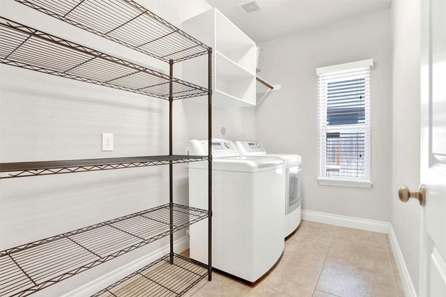 2107 Cinnamon Teal Circle, Brookshire, TX 77423