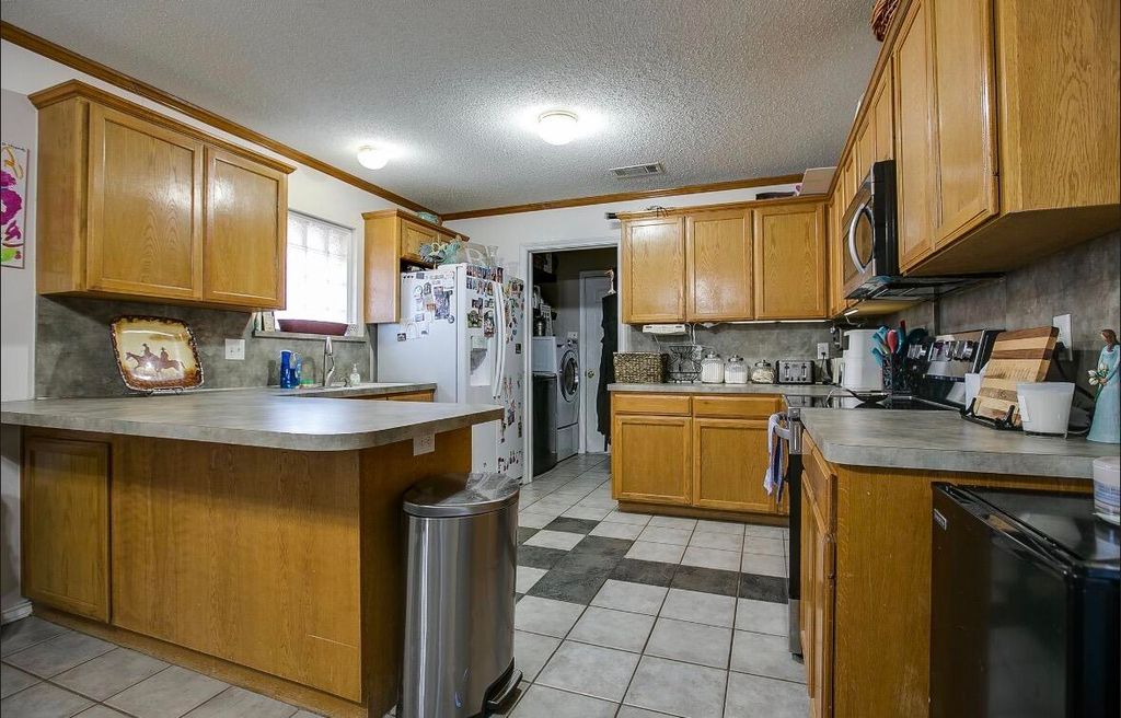 Image 11 of property listing at 714 Wicklow Court, San Angelo, TX 76901