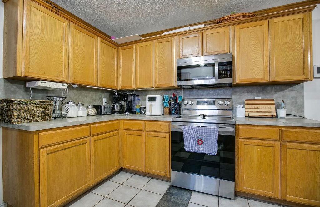 Image 13 of property listing at 714 Wicklow Court, San Angelo, TX 76901