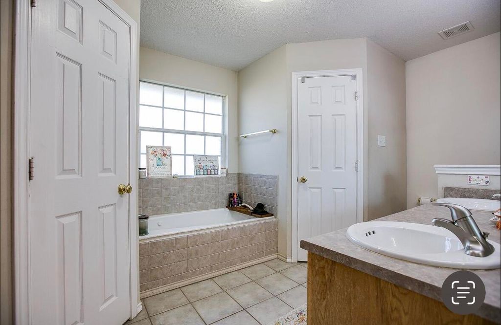 Image 17 of property listing at 714 Wicklow Court, San Angelo, TX 76901