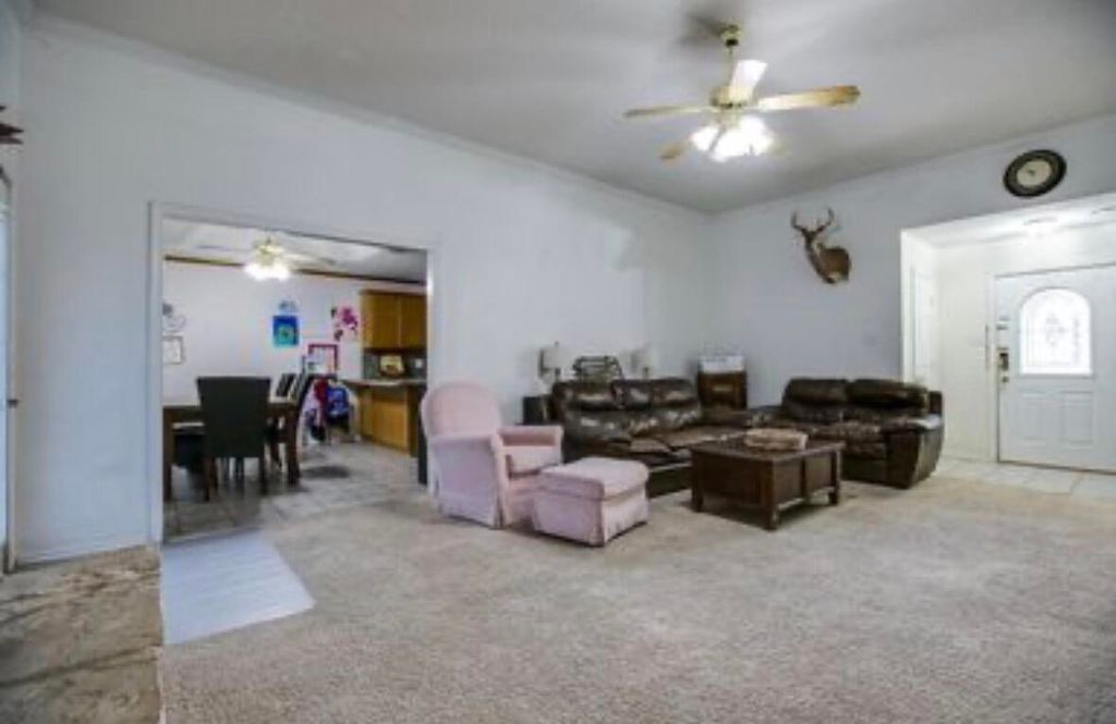 Image 8 of property listing at 714 Wicklow Court, San Angelo, TX 76901