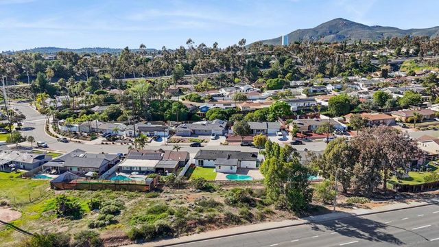 157 Thrasher Way, El Cajon, CA 92020