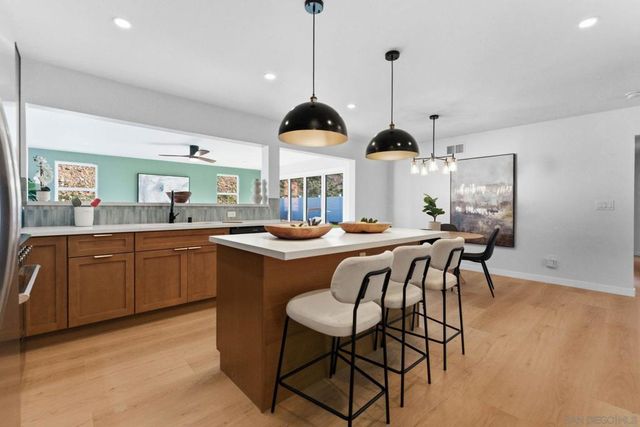 157 Thrasher Way, El Cajon, CA 92020