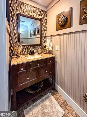 131 Scarlet Oak Drive, Cleveland, GA 30528