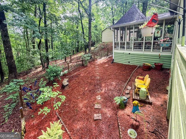 131 Scarlet Oak Drive, Cleveland, GA 30528