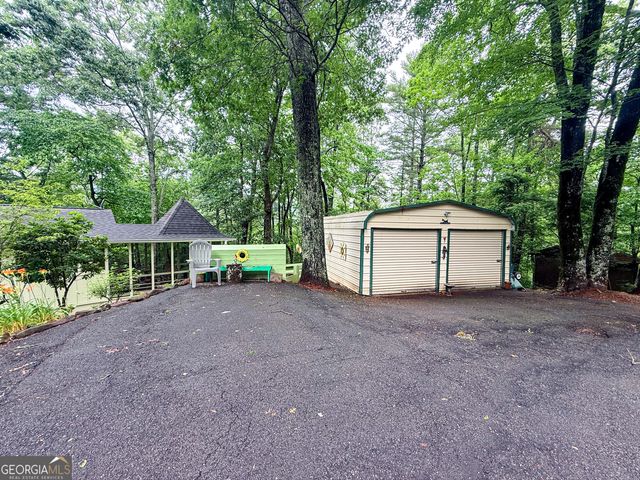 131 Scarlet Oak Drive, Cleveland, GA 30528