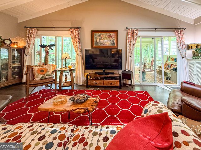 131 Scarlet Oak Drive, Cleveland, GA 30528
