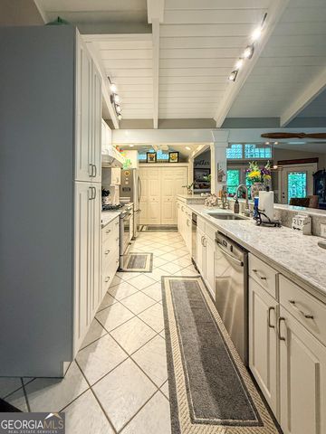 131 Scarlet Oak Drive, Cleveland, GA 30528