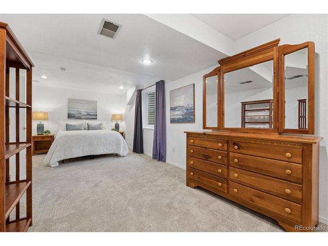 352 S Jefferson Ave, Louisville, CO 80027