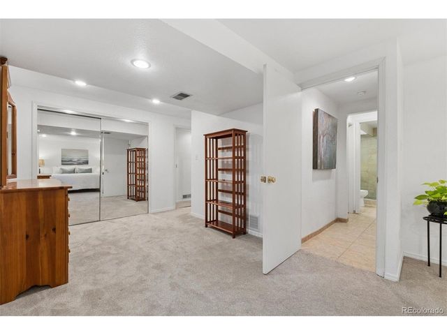 352 S Jefferson Ave, Louisville, CO 80027
