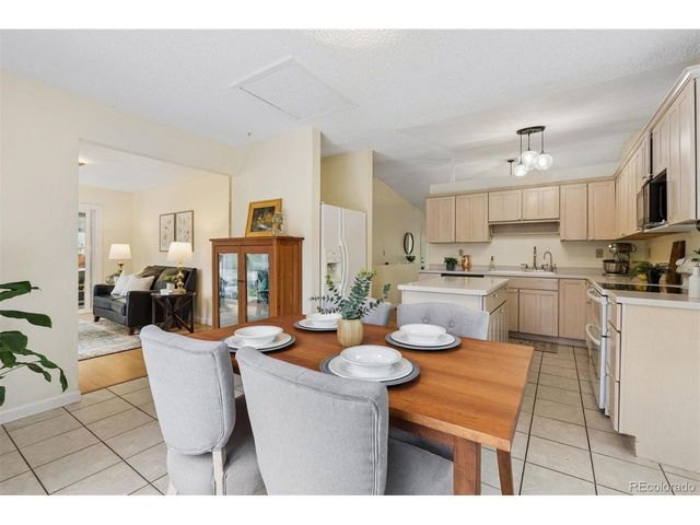 352 S Jefferson Ave, Louisville, CO 80027