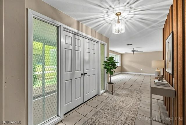 690 Murex DR, Naples, FL 34102