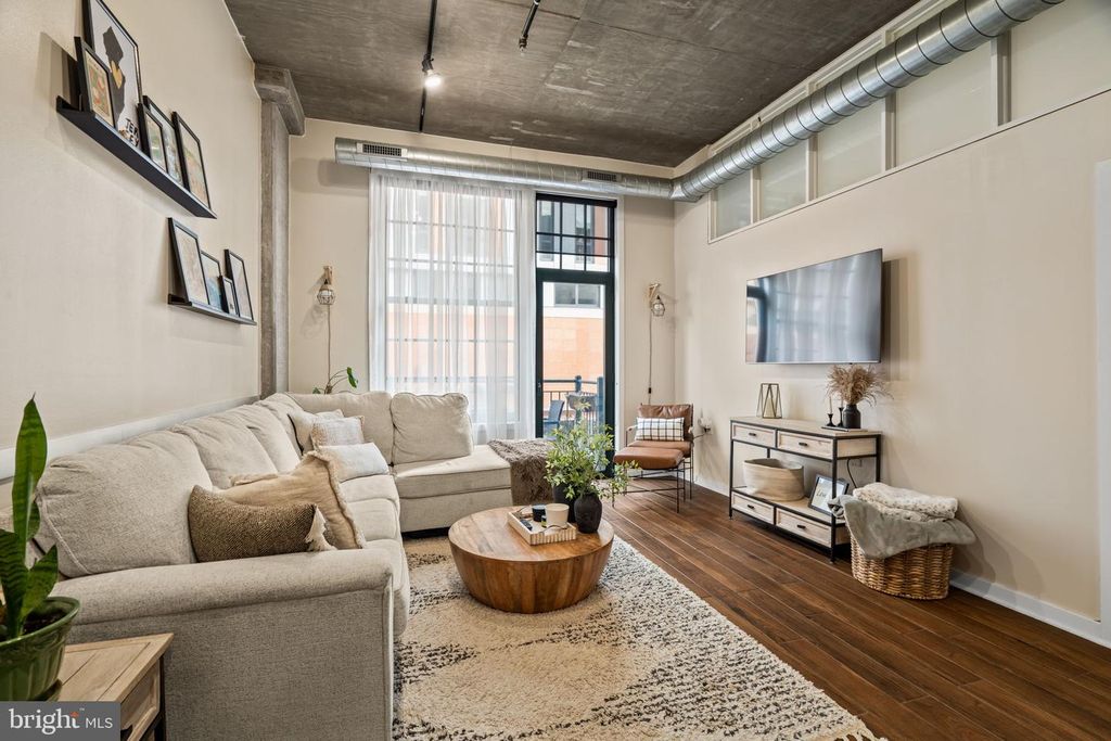 112 N 2ND ST #5B2, PHILADELPHIA, PA 19106 — photo 2