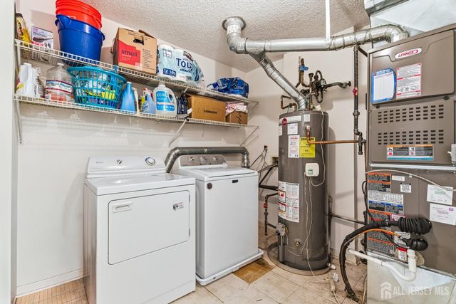 21 Newburgh Drive, Edison, NJ 08820