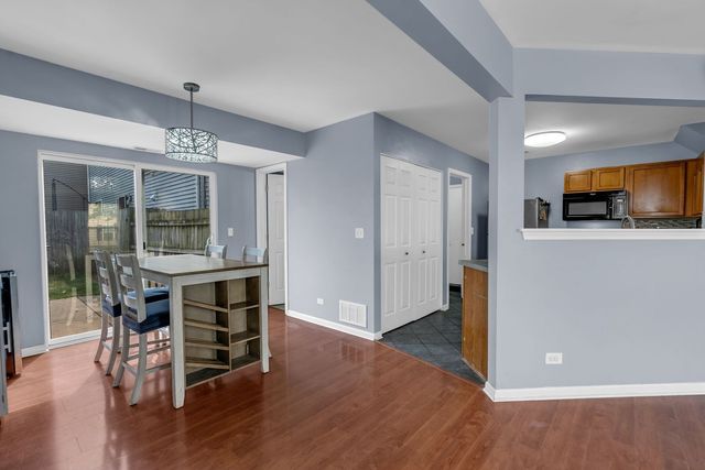 1078 Serendipity Drive, Aurora, IL 60504