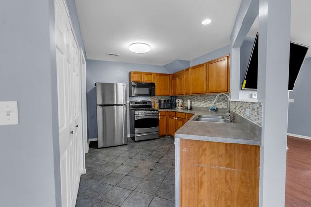 1078 Serendipity Drive, Aurora, IL 60504