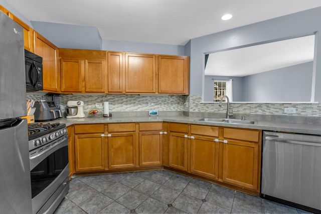 1078 Serendipity Drive, Aurora, IL 60504
