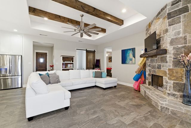 1103 Pioneer Crossing, Weatherford, TX 76088