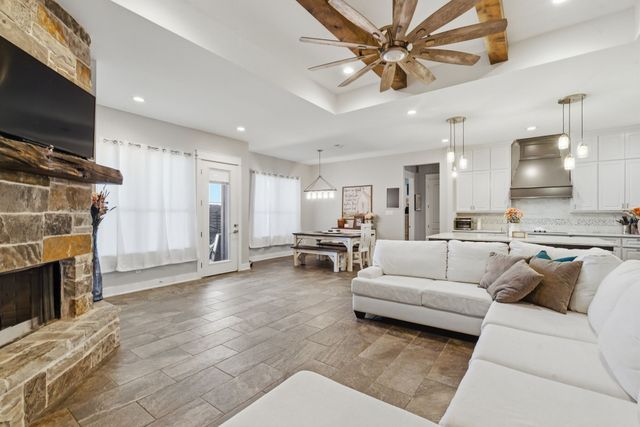 1103 Pioneer Crossing, Weatherford, TX 76088