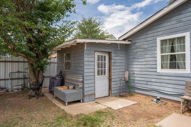 2406 BROOK Avenue, Amarillo, TX 79107