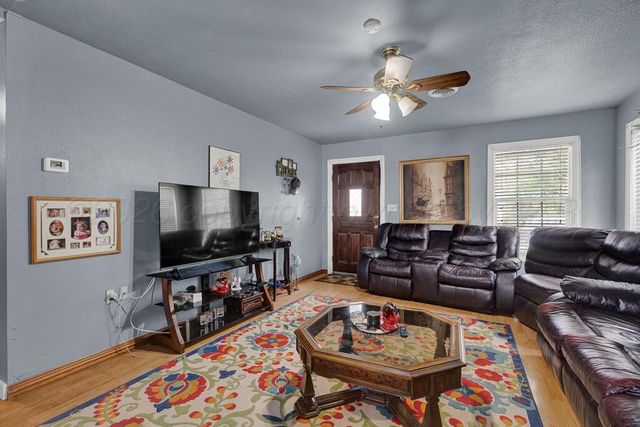 2406 BROOK Avenue, Amarillo, TX 79107